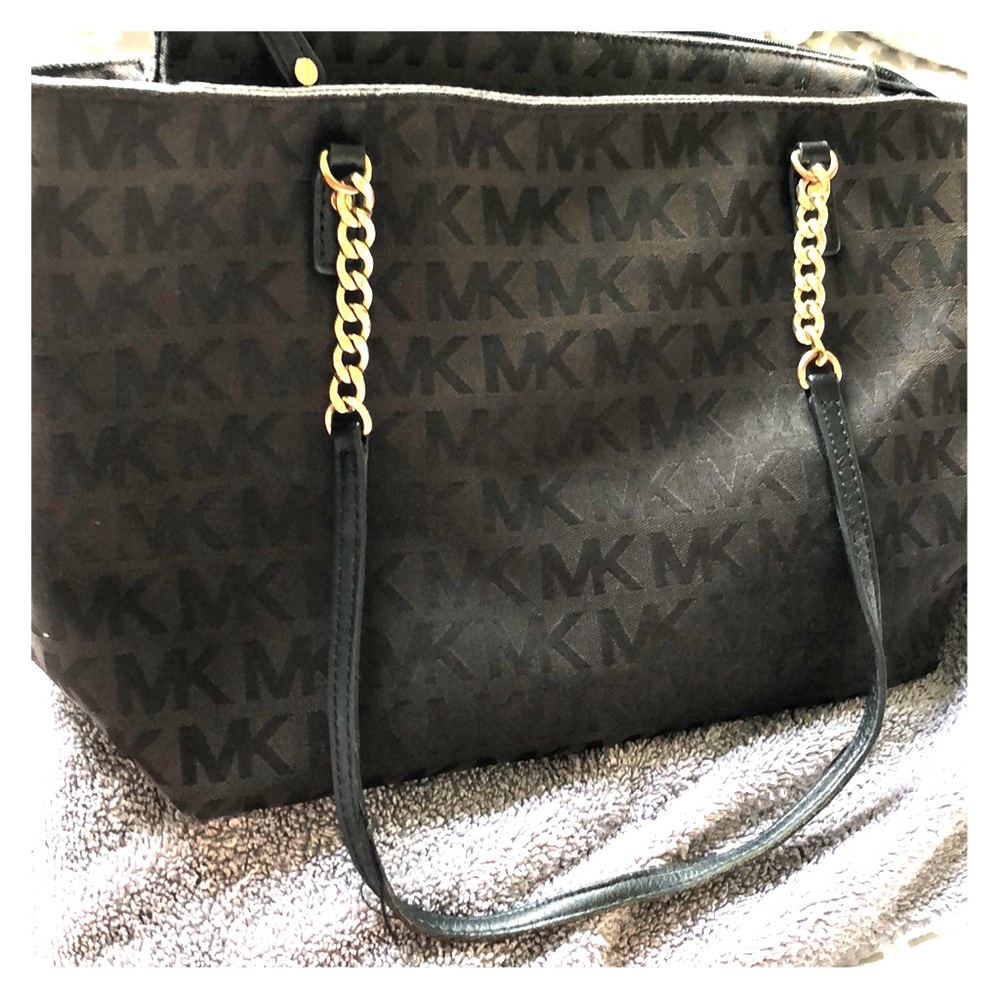 Michael Kors purse 👜